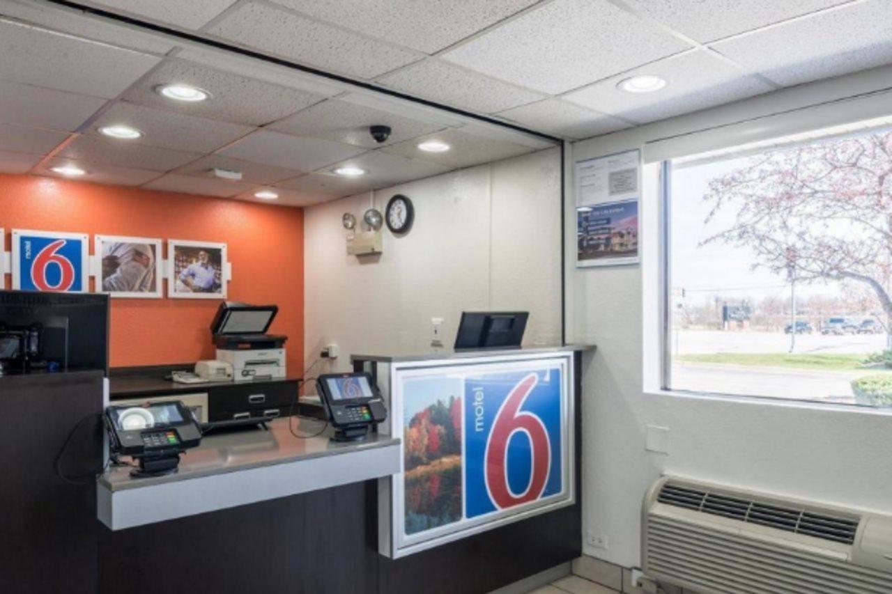Motel 6 Chicago Southwest - Aurora Exterior foto